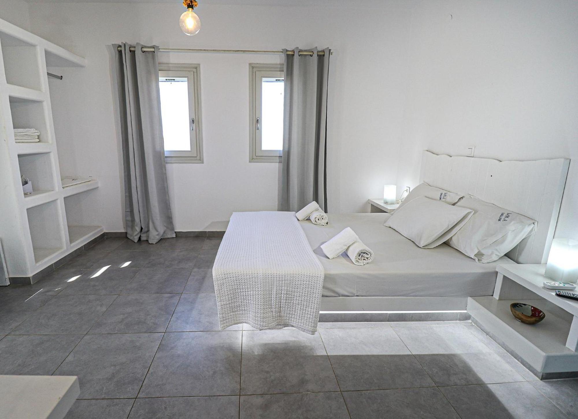 Mika Bungalows Naousa Exteriör bild